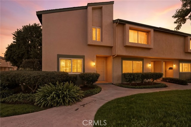 Detail Gallery Image 2 of 30 For 9111 Westminster Ave, Garden Grove,  CA 92844 - 2 Beds | 2/1 Baths