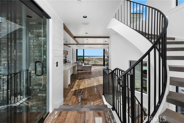 7210 W. Oceanfront, Newport Beach CA: https://media.crmls.org/medias/6b583797-80e1-45ea-99b2-c95d8a4e8a08.jpg