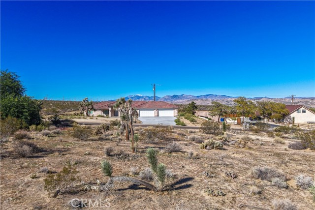 Detail Gallery Image 9 of 12 For 7201 Olympic Rd, Joshua Tree,  CA 92252 - – Beds | – Baths