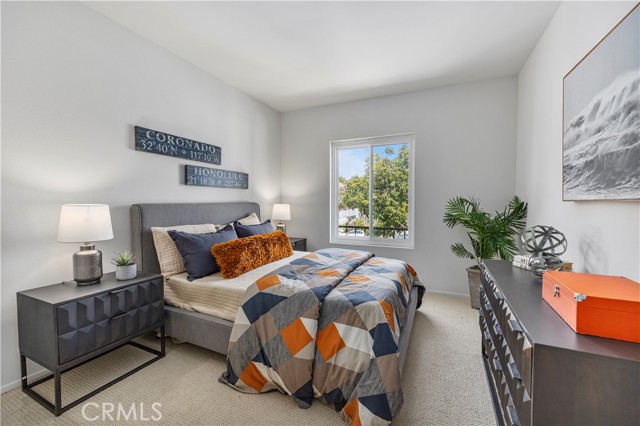 Detail Gallery Image 15 of 19 For 323 S Broadway #11,  Redondo Beach,  CA 90277 - 3 Beds | 2/1 Baths