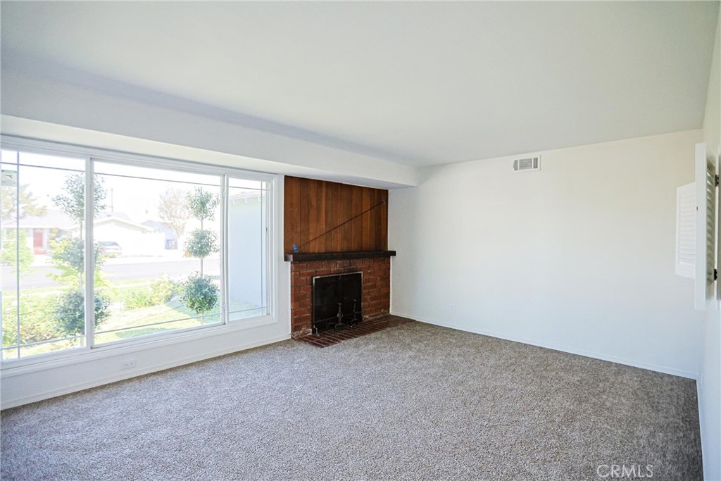 MLS #OC26140244 image #5