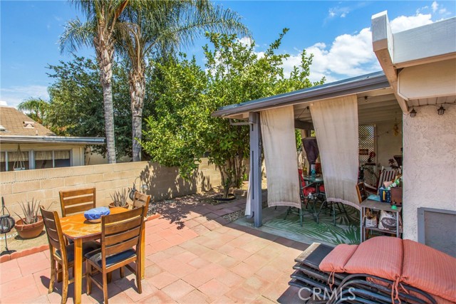 2307 El Toro Circle, Hemet CA: https://media.crmls.org/medias/6b59c6de-585f-4854-afd1-3966c8b2e136.jpg