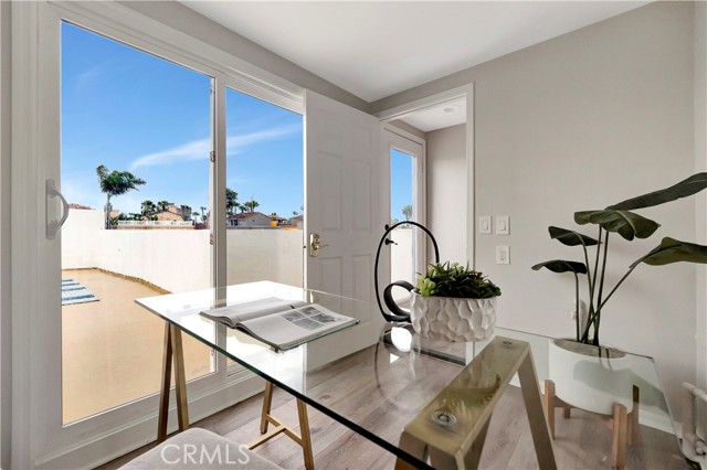 311 22nd Street, Huntington Beach CA: https://media.crmls.org/medias/6b5a1f2b-9c4a-4814-ad45-2f711c627aa0.jpg