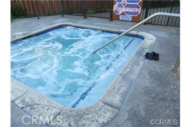 3721 Country Club Drive, Long Beach CA: https://media.crmls.org/medias/6b5b091f-3e96-44c7-bbea-3b61d7d96d9d.jpg