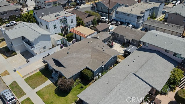 926 Newport Avenue, Long Beach CA: https://media.crmls.org/medias/6b5b7233-6c05-44c9-8722-c7edc0834254.jpg