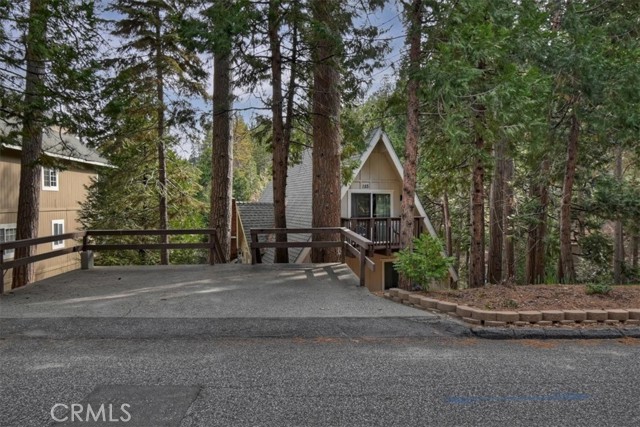 Detail Gallery Image 56 of 71 For 155 Birchwood, Lake Arrowhead,  CA 92352 - 3 Beds | 2 Baths