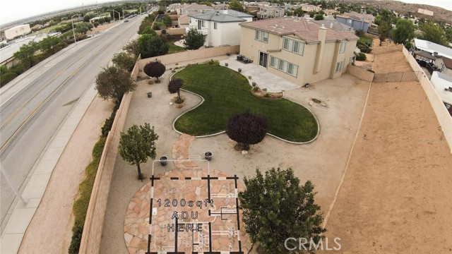 Detail Gallery Image 2 of 34 For 5163 Meadowsweet Dr, Palmdale,  CA 93551 - 6 Beds | 4 Baths