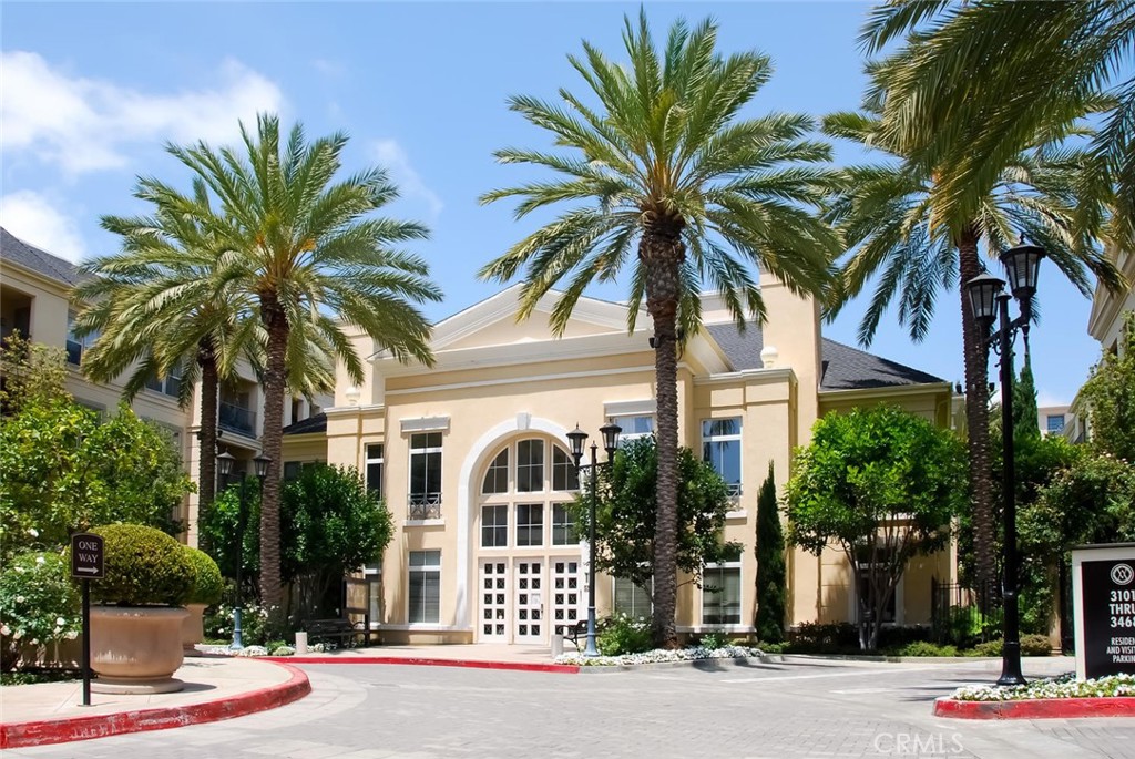 6b5c5bc8 7116 49de 8b06 66556879e103