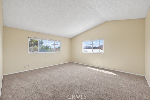 Detail Gallery Image 32 of 51 For 10728 Valley Dr, Riverside,  CA 92505 - 4 Beds | 2/1 Baths