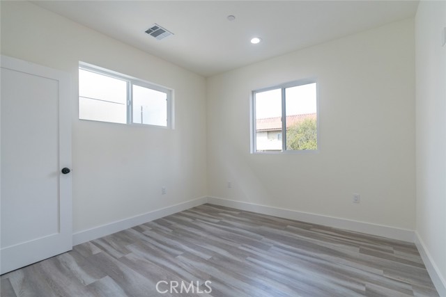 Detail Gallery Image 26 of 39 For 443 1/2 N Harvard Bld, Los Angeles,  CA 90004 - 4 Beds | 4 Baths