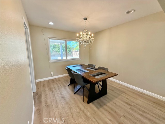 Detail Gallery Image 5 of 13 For 1341 S Pembrooke a,  Anaheim,  CA 92804 - 1 Beds | 1 Baths