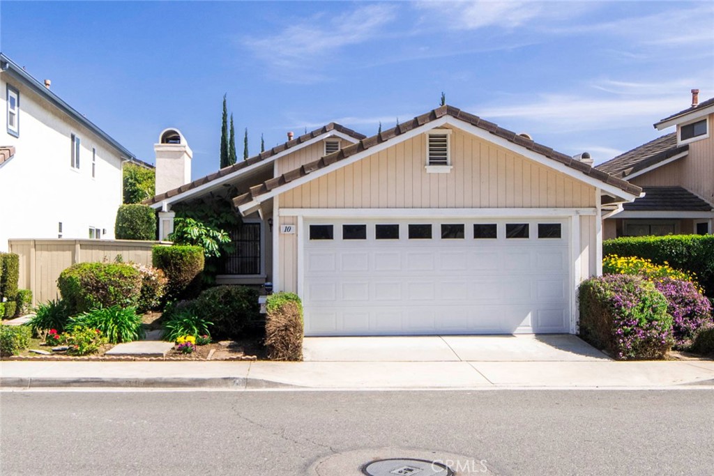 10 Briarglen
