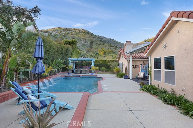 24632 Stagg Street, West Hills CA: https://media.crmls.org/medias/6b5d6acf-760f-48b4-8ade-8ac6c9e8de36.jpg
