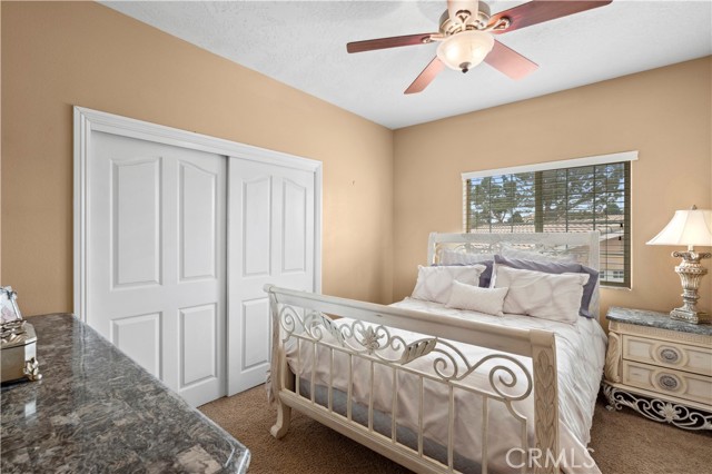 13985 Evergreen Lane, Victorville CA: https://media.crmls.org/medias/6b5f22fd-62ab-4c4b-80d6-3a2645e53b3e.jpg
