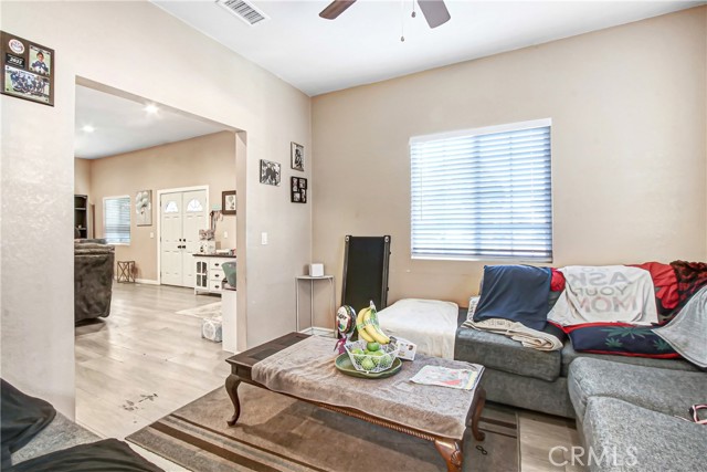 Detail Gallery Image 15 of 26 For 2249 Serrano, San Bernardino,  CA 92405 - 5 Beds | 3 Baths