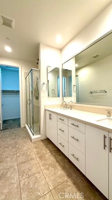904 N Primrose Lane, Azusa CA: https://media.crmls.org/medias/6b6079d8-c338-4abe-8eac-9d948a27d2b5.jpg