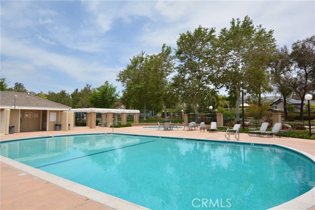 Detail Gallery Image 43 of 49 For 5855 via Sonora #39,  Yorba Linda,  CA 92887 - 3 Beds | 2/1 Baths