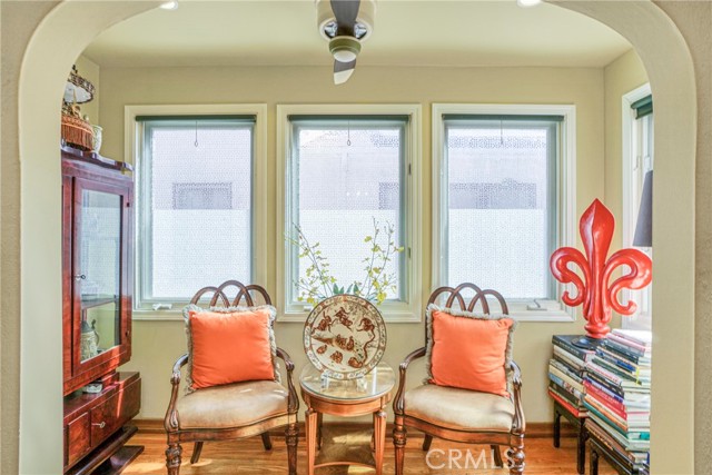 Detail Gallery Image 14 of 46 For 10754 Valley Spring, Studio City,  CA 91602 - 2 Beds | 2 Baths