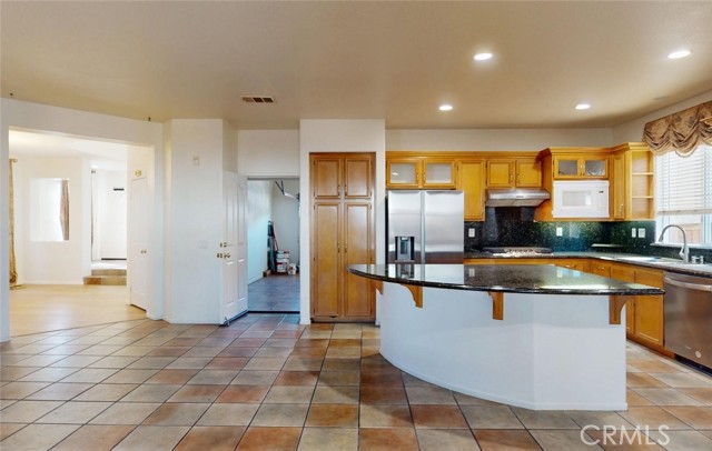 Detail Gallery Image 10 of 40 For 19 Sorbonne, Westminster,  CA 92683 - 5 Beds | 3 Baths