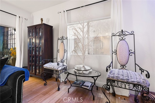 Detail Gallery Image 28 of 66 For 10626 Valley Spring #103,  Toluca Lake,  CA 91602 - 2 Beds | 2 Baths