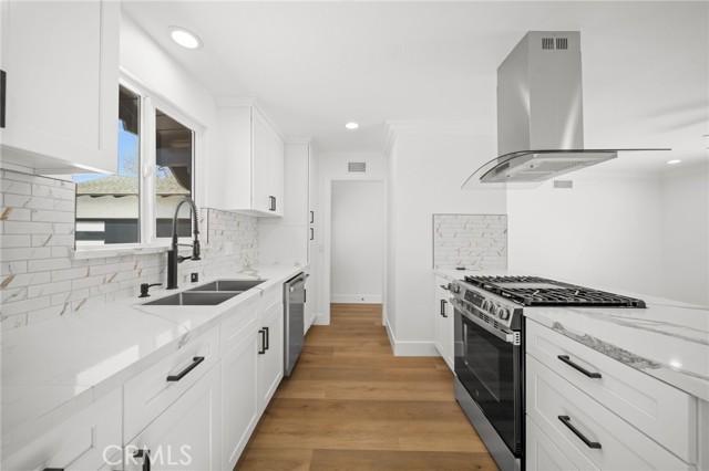 Detail Gallery Image 12 of 39 For 11744 Hollyview, La Mirada,  CA 90638 - 3 Beds | 2 Baths