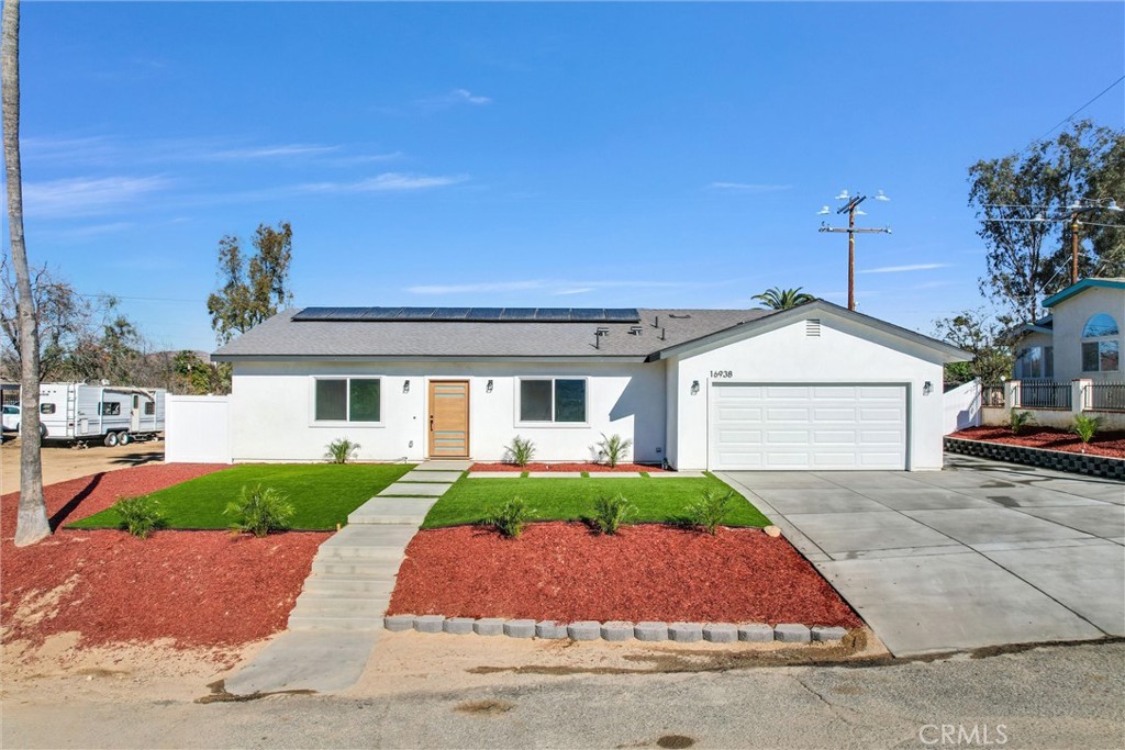 16938 Bell Avenue