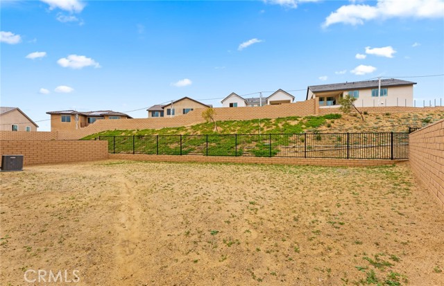 Detail Gallery Image 42 of 49 For 11763 Quailrun Ct, Chatsworth,  CA 91311 - 5 Beds | 5/1 Baths