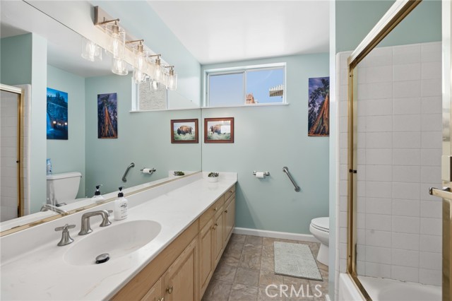 Detail Gallery Image 12 of 21 For 14141 Dickens #312,  Sherman Oaks,  CA 91423 - 2 Beds | 2 Baths