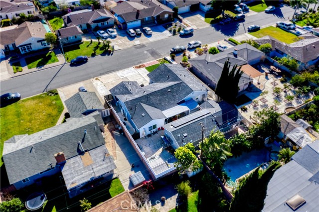 Detail Gallery Image 33 of 34 For 12231 Bluebell, Garden Grove,  CA 92840 - 5 Beds | 3 Baths