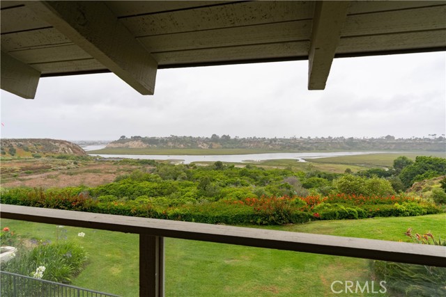 Detail Gallery Image 39 of 40 For 633 Vista Bonita, Newport Beach,  CA 92660 - 3 Beds | 2/1 Baths