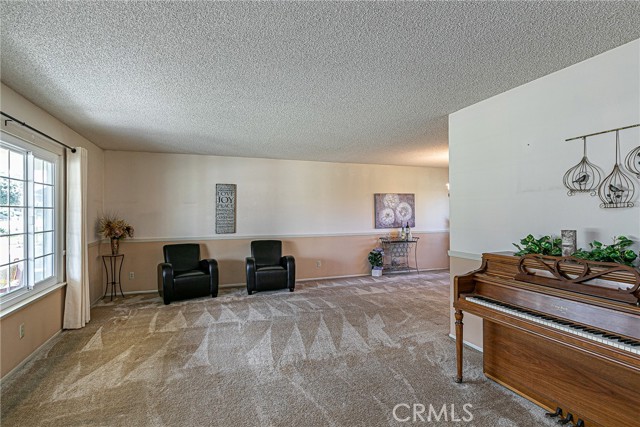 Detail Gallery Image 3 of 29 For 4329 Westminster, Santa Maria,  CA 93455 - 4 Beds | 2/1 Baths