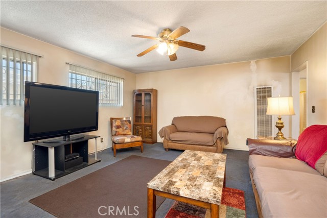 632 E 87th, Los Angeles CA: https://media.crmls.org/medias/6b68b763-f446-4be8-9813-8868305562fd.jpg