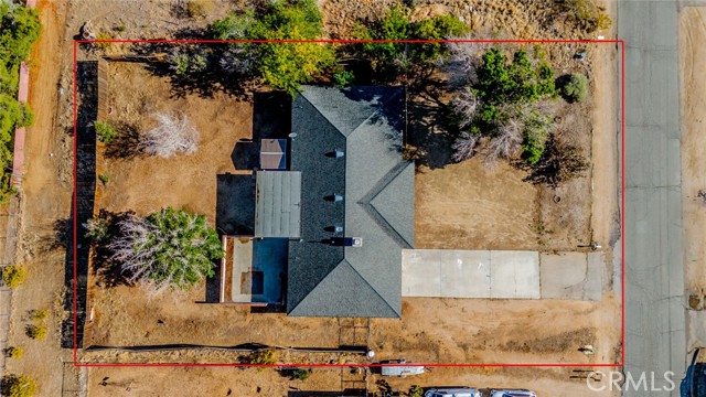 12770 5th Avenue, Victorville CA: https://media.crmls.org/medias/6b68d2fe-000b-4c68-9378-916626d1c626.jpg