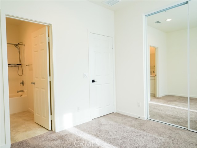 Detail Gallery Image 17 of 24 For 263 N. Standard Ave, Santa Ana,  CA 92701 - 2 Beds | 2/1 Baths