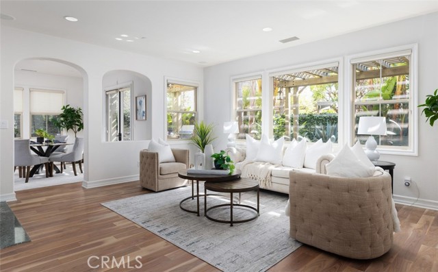 26 Via Fontibre, San Clemente CA: https://media.crmls.org/medias/6b695a89-ea9c-48ea-be96-a491d1ac67c6.jpg