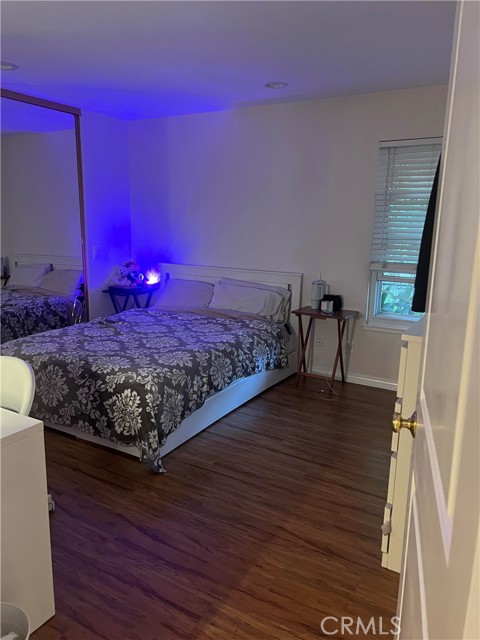 Detail Gallery Image 7 of 9 For 7111 Farralone Ave #104,  Canoga Park,  CA 91303 - 2 Beds | 1 Baths