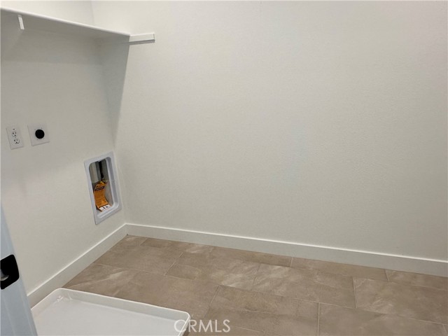 Detail Gallery Image 6 of 10 For 1882 Coffeeberry Rd, Santa Paula,  CA 93060 - 3 Beds | 2/1 Baths