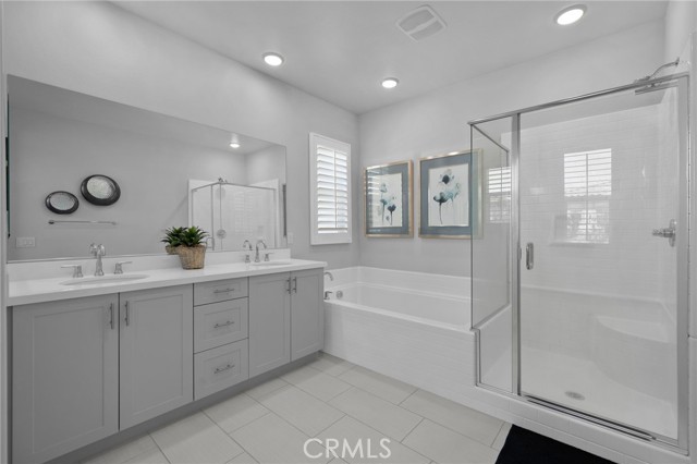2621 E Clara Lane, Ontario CA: https://media.crmls.org/medias/6b6ab0c2-cae1-4a97-97e6-9b333623ab49.jpg