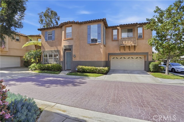 Detail Gallery Image 2 of 27 For 11334 W San Raphael Driveway, San Diego,  CA 92130 - 3 Beds | 2/1 Baths