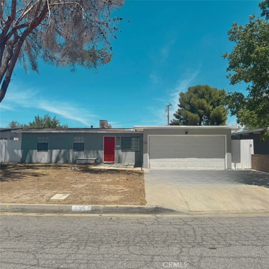 715 Woodgate Street