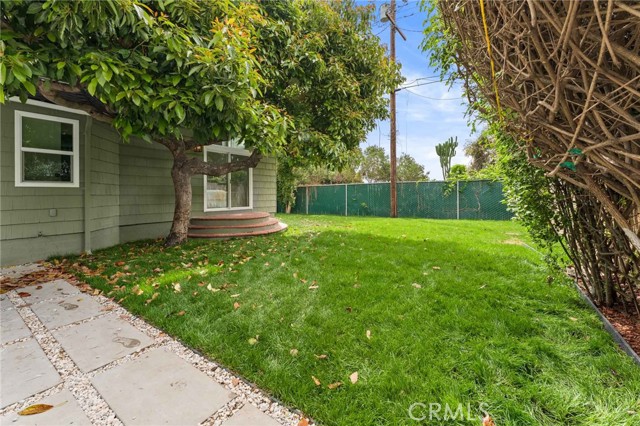 11408 Waterford Street, Los Angeles CA: https://media.crmls.org/medias/6b6c8939-a710-472a-a326-069fb9748515.jpg