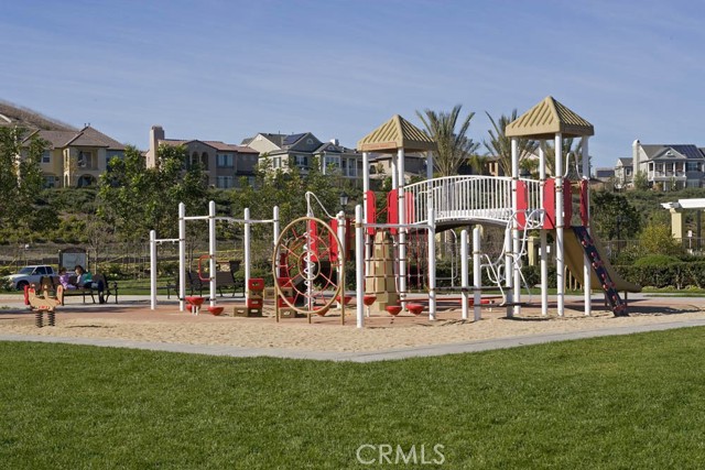 18 Duskywing, Ladera Ranch CA: https://media.crmls.org/medias/6b6cf5fd-f289-4326-94ae-c7826f47d757.jpg