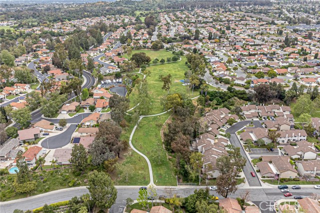 Detail Gallery Image 39 of 42 For 2535 Cypress Point Dr, Fullerton,  CA 92833 - 2 Beds | 2/1 Baths