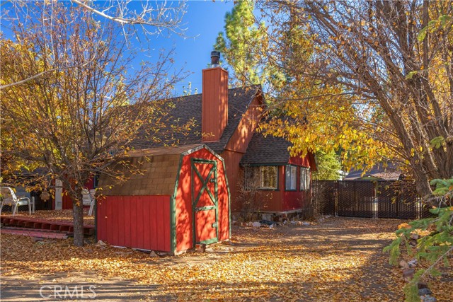 Detail Gallery Image 27 of 31 For 211 E Mountain View Bld, Big Bear City,  CA 92314 - 2 Beds | 1 Baths