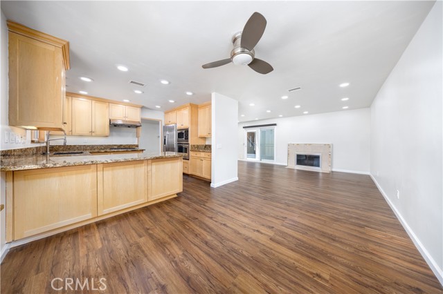 14969 Redwood Lane, Chino Hills CA: https://media.crmls.org/medias/6b6f2fc9-c995-46c5-9204-a20da57bb394.jpg