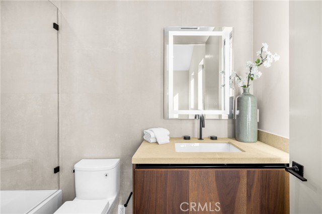 Detail Gallery Image 35 of 49 For 4018 Coldwater Canyon Ave, Studio City,  CA 91604 - 6 Beds | 6/1 Baths