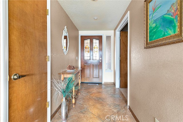 Detail Gallery Image 8 of 49 For 14593 Lighthouse Ln, Helendale,  CA 92342 - 3 Beds | 2 Baths