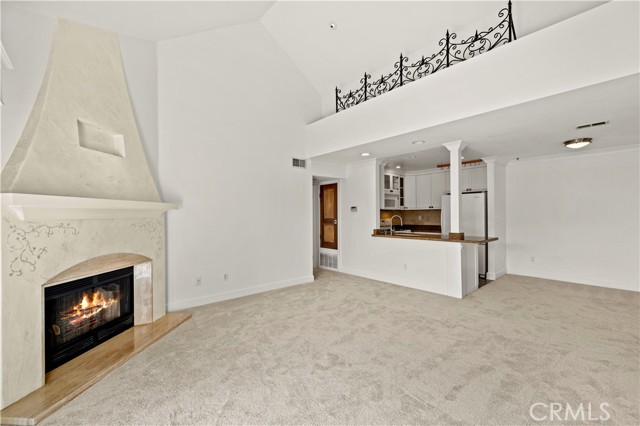 Detail Gallery Image 3 of 33 For 23725 Del Monte Dr #192,  Valencia,  CA 91355 - 2 Beds | 2 Baths