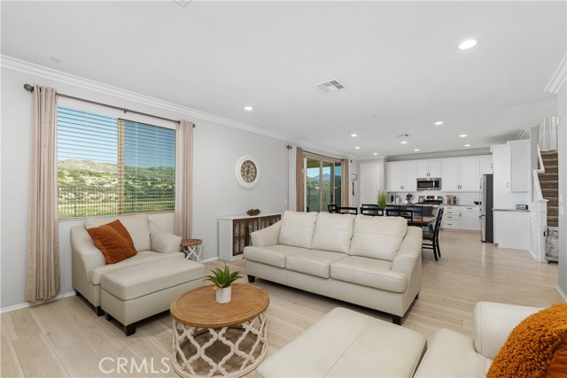 Detail Gallery Image 11 of 48 For 3056 Eveningcloud St, Hemet,  CA 92543 - 3 Beds | 2/1 Baths