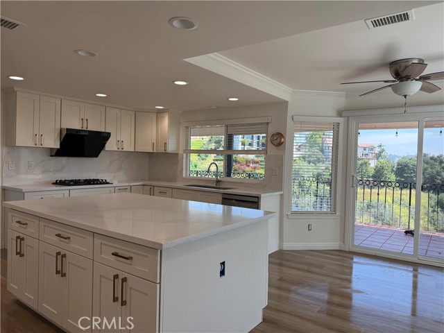 Detail Gallery Image 8 of 41 For 2684 Shady Ridge, Diamond Bar,  CA 91765 - 5 Beds | 4 Baths